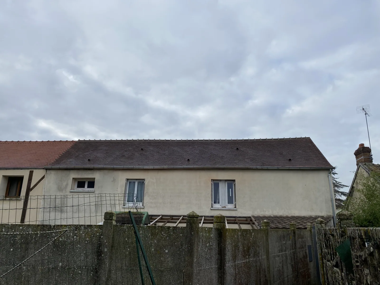 Tuiles plates — chantier VionCouverture